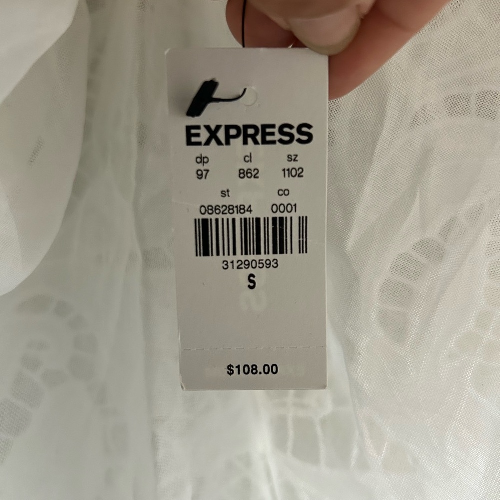 Express Embroidered Crochet Top Size Small NWT - Picture 6 of 7